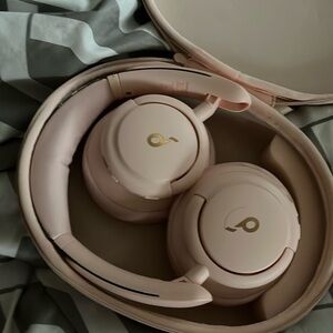 Soundcore by Ankler Life Q30 Hybrid Active Noise Cancellation